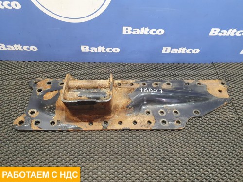 Кронштейн траверсы КПП правый