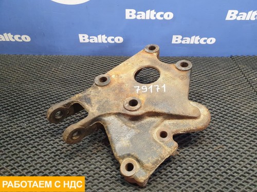 Кронштейн крепления заднего стабилизатора правый